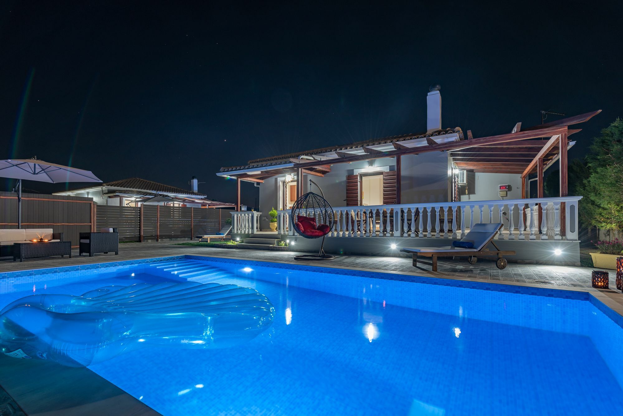 Pothos Villas Sarakinadhon Exterior photo