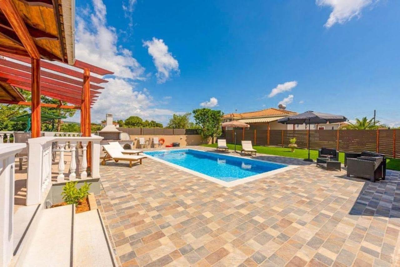 Pothos Villas Sarakinadhon Exterior photo